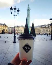 Pause Gourmande Sous Le Ciel Bleu De Paris Avec Notre Chocolat Chaud A Lancienne Le Gout Cluizel Pret A Emporter Petite Manufacture Cluizel 201 Rue St H