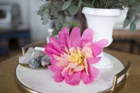 This beautiful paper rose wall hanging will enhance beauty of your home wall.you very easy paper flower making tutorials for home decor | paper flowers crafts subscribe now. 28 Fun And Easy To Make Paper Flower Projects You Can Make