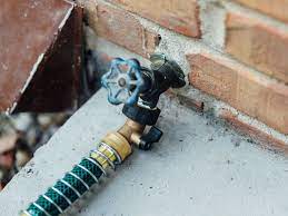 Dual system diy irrigation this dual irrigation system is great for raised beds or traditional in ground gardens, so you can use it even if details: How To Make A Cheap Simple Lawn Sprinkler System Cnet