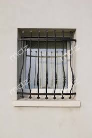 Risultati Immagini Per Inferriate Per Finestre Flatware Tray Tray