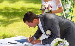 Requisitos y documentos que debes tener para casarte por el civil: Boda Civil O Religiosa Casarte Por La Iglesia O Por El Juzgado