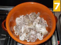 In generale, si parte dai 20,25 minuti di cottura per quelli più piccoli, a salire. Moscardini Alla Luciana Polpo E Calamari Ricetta Moscardini Alla Luciana