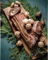 Anne Watson Photography On Instagram Buche De Noel My Home Baked Chocolate Yule Log Cake With Meringue Yule Log Cake Chocolate Yule Log Christmas Yule Log