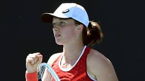 Ile razy grała już w melbourne iga świątek? Uo8ihcxn81ducm