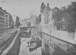 Grilles complètes pour ce soir et demain. Englishness Through The Looking Glass Intersemiotic And Intercultural Dialogues In The Folding Star Alan Hollinghurst 1994 And Bruges La Morte Georges Rodenbach 1892