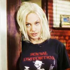 Director Chris Applebaum tells Page Six that he encouraged Britney Spears  to finish filming “Overprotected” video after being broken up over text —  the rain scene. Applebaum recalls telling Spears to “show