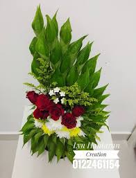 26 15.02.2018 · menurut zaifie zainal dari zaifie zainal creation, jika dahulu sirih junjung sangat statik rekaannya sama ada diletakkan di dalam. Sirih Junjung Ori Fresh Flower Lyn Hantaran Creation Facebook