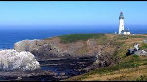Note that some of the pictures of this attraction are not correct, as they depict the yaquina head lighthouse, which is over 4 miles north of this one. Majestic Yaquina Head Lighthouse Near Newport Oregon Youtube