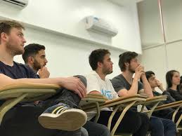 Studies cognitive psychology, neuroscience, and psychiatry. Estudiantes De Ingenieria Biomedica Universidad Favaloro Facebook