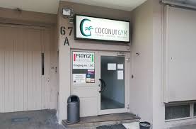 In unserer neuen functional area gibt es zahlreiche möglichkeiten für dein workout. Fitnessstudio Coconut Gym In Stuttgart Mitte Studiomitglieder Bangen Um Ihre Beitrage Stuttgart Mitte Stuttgarter Nachrichten