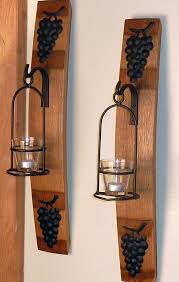 Wine Barrel Stave Wall Sconce With Basket And Grapes 55 00 Via Etsy Etageres A Bouteilles De Vin Meubles De Tonneau De Vin Lampe Diy