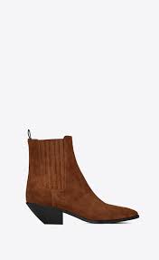 Whether you like suede chelsea boots or suede chukkas, here's everything you need to know about finding a pair you'll love. West Chelsea Boots In Suede Saint Laurent United States Ysl Com
