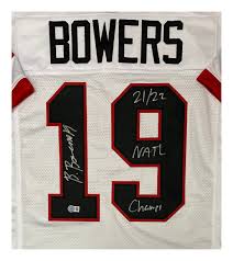 Brock Bowers Georgia Bulldogs Autographed White Custom #19 Jersey Beckett  Certificate of Authenticity W 21/22 NATL Champs Inscription