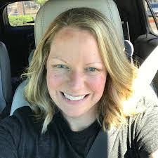 Amy Huffines's Instagram, Twitter & Facebook