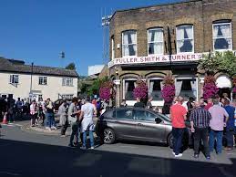 Direct phone number, email address, work experience. Der Griffin Park Das Stadion Von Brentford Fc Ein London Blog Reisetipps Fur Sehenswurdigkeiten In London