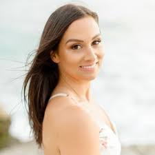 Morgan Jacobsen's Instagram, Twitter & Facebook