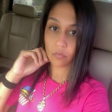 Alternative solutions for irritated dog skin and redness