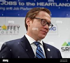 Toland hi-res stock photography and images