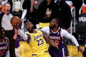 Compare lebron james to other players. Lakers Vs Suns Final Score Lebron Leads L A To 2 1 Lead Over Phoenix Silver Screen And Roll