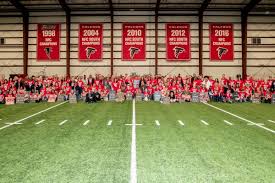 Falcons Honor Taps Families The Falcoholic