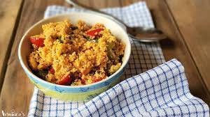 Originario dell'africa settentrionale e della sicilia , il couscous è ricavato dallo sminuzzamento dei semi di. Cous Cous Pollo E Peperoni Ricetta Veloce