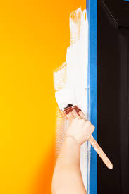 Faux techniques faux finish painting is a technique that creates texture and nuance by replicating the look or feel of other surfaces, such as striped wallpaper, suede or marble. How To Paint A Room 10 Steps To Painting Walls Like A Diy Pro Architectural Digest