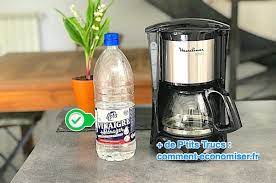 Maybe you would like to learn more about one of these? Comment Detartrer Sa Cafetiere A La Perfection Avec Du Vinaigre Blanc