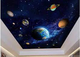 Lapetus, salah satu dari 62 bulan di planet saturnus, mempunyai keunikan di luar angkasa karena warnanya dua, di mana satu sisinya jauh lebih gelap dari sisi lainnya. Lukisan Mural Tentang Planet Lusr Angkasa 16 Lukisan Dinding Tema Luar Angkasa Arti Gambar Rupanya Sang Penemu Permainan Merupakan Perekrut Pasukan Lynsey Ellinger