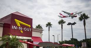 In N Out Burger Sues Food Delivery Service Doordash Meal Delivery Service In Out Burger Food