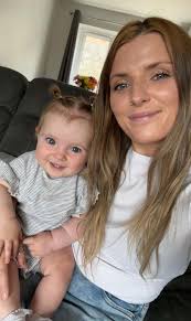 Os hoffai unrhyw un o'r plant ymuno a ni Ddydd Gwener am ginio Nadolig,  cysylltwch a Donna neu Aimee. Diolch If any of the children would like to  join us for Christmas