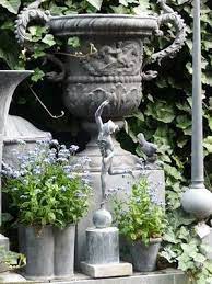 Majesticviewsaroundthegarden Jardin Garden Statues Garden Urns Garden Ornaments