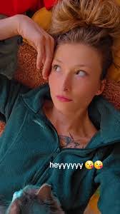 Carly Teeter's Instagram, Twitter & Facebook