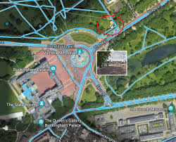 There is a ballroom, a. The Yellow Streetview Man On Google Maps Transforms Into The Queen When You Re Looking At Buckingham Palace Album On Imgur
