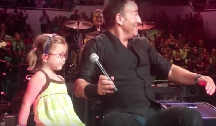 Adorable Little Girl Steals The Show At Bruce Springsteen Concert