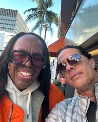 𝐃𝐫. 𝐒𝐭𝐮𝐚𝐫𝐭 𝐀. 𝐋𝐢𝐧𝐝𝐞𝐫 (@drstuartlinder) • Instagram photos  and videos