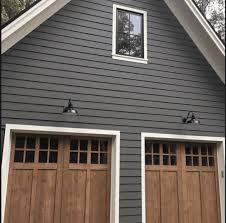 2019 Exterior Paint Favorites From Benjamin Moore Blog Brick Batten House Paint Exterior Exterior Paint Colors For House Exterior House Colors