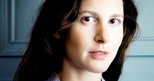 Justine Lévy : "Si je pouvais, je mettrais mes enfants sous des petites  cloches…"