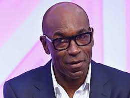 INTERVIEW "C'est toujours douloureux" : Lucien Jean-Baptiste fait de  bouleversantes confidences sur le drame de sa vie qui l'a mené à sa  carrière d'acteur