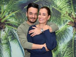 He was one of an international sextet, later quintet, of singers formed from the tv series popstars. Giovanni Zarrella Jana Ina Ja Wir Hatten Eine Krise Liebenswert Magazin