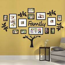 Enjoy and discover the best designs for 2021 and let them inspire you! Paper Plane Design 19 Piece Picture Frames Eye Catching Collage Family Tree Picture Frame Black 17 Photos Amazon In Home Kitchen