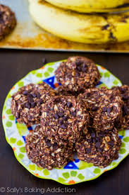 Banana oatmeal cookies with bananas foster topping a sprinkle of this and that sugar, salt, baking soda, vanilla, unsalted butter, cinnamon and 12 more healthy banana oatmeal cookies a mind full mom dates, cinnamon, oatmeal, unsweetened applesauce, ripe bananas Skinny Chocolate Peanut Butter No Bake Cookies Sally S Baking Addiction