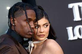 Are Kylie Jenner & Travis Scott Back Together? This Rumor Is Sus