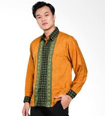 Karena, memang model baju brokat satin ini sangat modis dan trendy dengan desain dan tambahan kombinasi yang modern dan memiliki kualitas terbaik. 30 Model Baju Batik Pria Kombinasi Polos Terbaru 2020