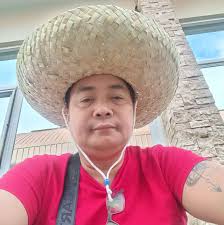 CONGRATULATIONS! ❤️ #UnangHirit host Anjo Pertierra is now engaged to his  girlfriend, Eunice Jorge! 💍 Stay in love, lovebirds! 📸: Anjo Pertierra