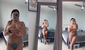 Vipnobettertits teasing in mirror shot on PimpBunny