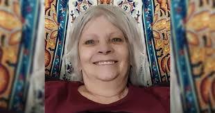 Loretta Campbell's Instagram, Twitter & Facebook