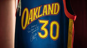 As the @warriors return to @oraclearena for game 3, @stephencurry30. Krieger Stephen Curry Tropfen Perfektes Geschenk Fur Oakland Native Und Neue Vp Nba Trikots Gunstig Nba Personalisieren Retro Frauen Jung Kinder Trikot