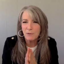 Two-time Grammy Winner Kathy Mattea zooms with Presidential Student  Ambassadors