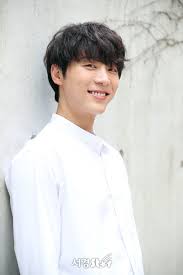 기봉(신현수)의 속마음을 꿰뚫어보는 유리(김예원) 헤어지자는 초강수로 기봉의. ì íì ë¹ì£¼ì¼ ë¯¸ë¨ì ëìì ì¸í°ë·° í¬í 