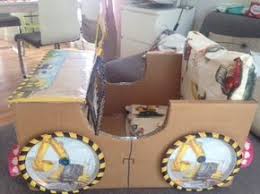 Ein Auto Aus Karton Do It Yourself Glucke Und So Auto Basteln Karton Kinder Karton Basteln